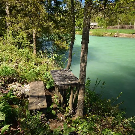 Robinson River Camp Кемпинг *