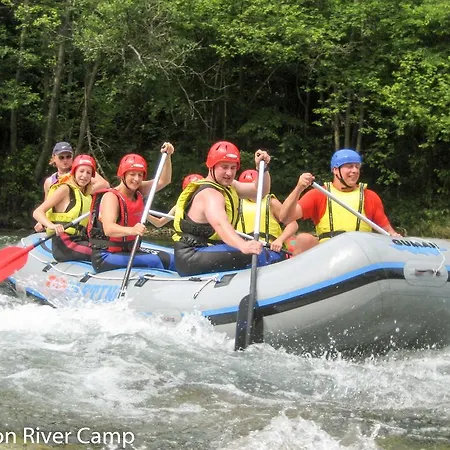 Robinson River Camp Кемпинг *