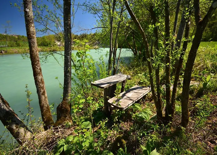 Kamp Robinson River Camp *