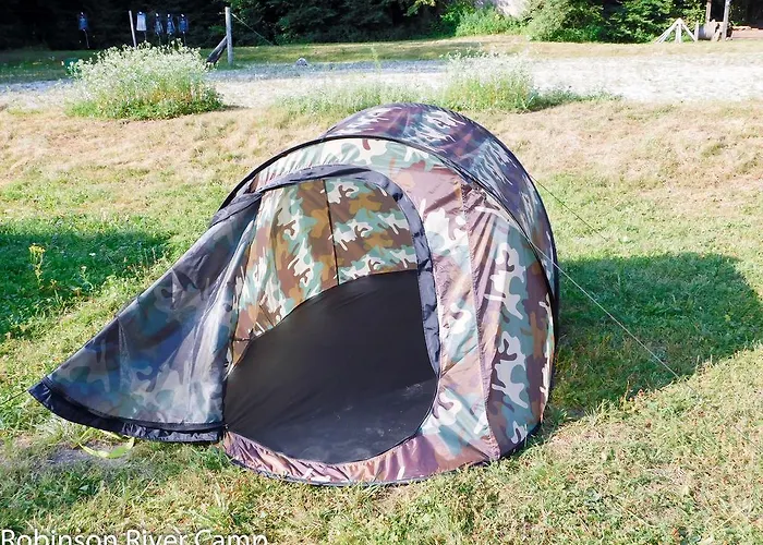 Kemping Robinson River Camp *